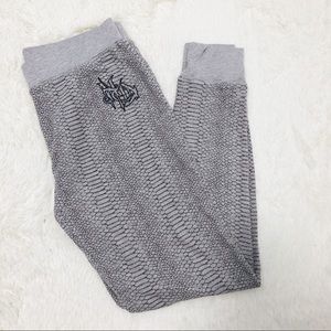 Harley Davidson gray snake thermal lounge pants L